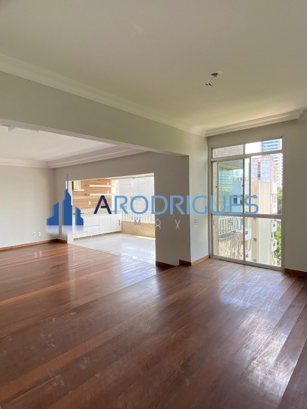 Excelente Apartamento a venda na Ondina