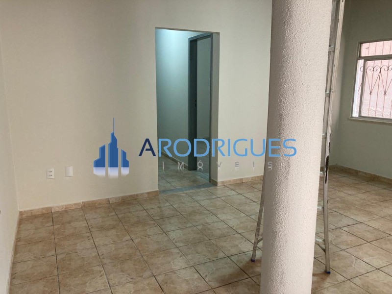 Apartamento 02 dormitórios - Localizado Saboeiro