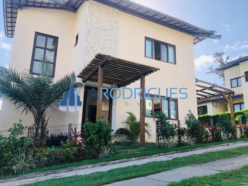 Casa  em Praia do Forte, com  358m2, 4/4