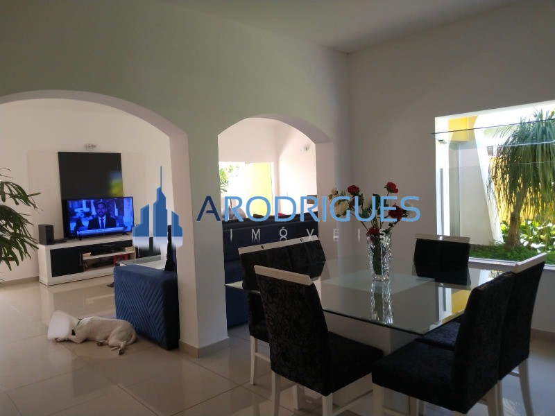 Casa, 4 quartos, 420 m² - Foto 2