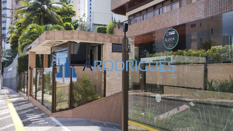 220m2 4 dormitórios sendo 02 suítes localizado no caminho das arvores