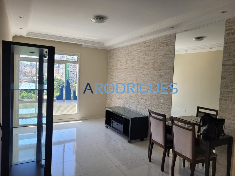 Apartamento 68m²  com  02 dormitórios localizado ao lado da Av. Faria Lima.