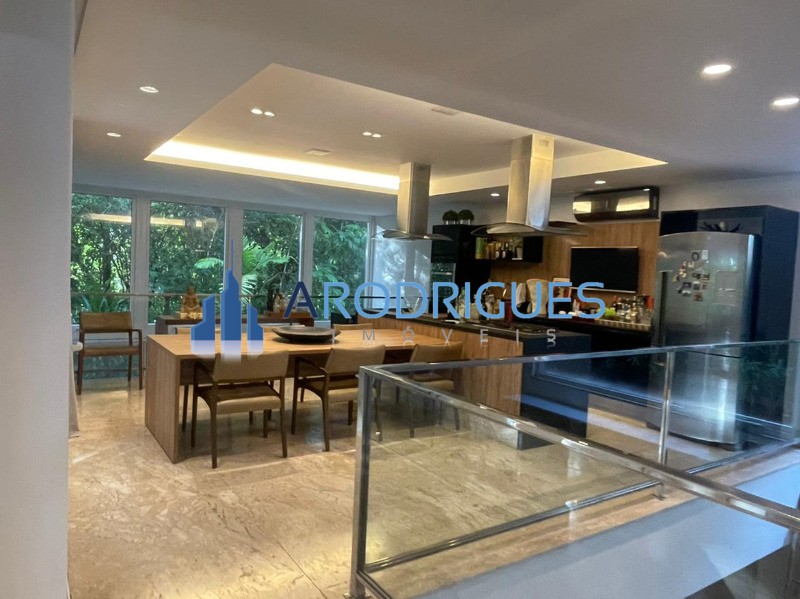 Casa de luxo em condomínio à venda em Alphaville I, Salvador-BA: 5 quartos, 5 suítes, 3 salas, 4 vagas de garagem, 770m².