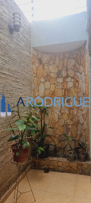 Imperdível Casa à Venda em São Paulo-SP, Chácara Belenzinho: 3 Quartos, 3 Suítes, 3 Salas, 4 Banheiros, 2 Vagas, 180m² de Área