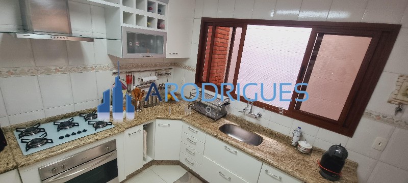 Imperdível Casa à Venda em São Paulo-SP, Chácara Belenzinho: 3 Quartos, 3 Suítes, 3 Salas, 4 Banheiros, 2 Vagas, 180m² de Área