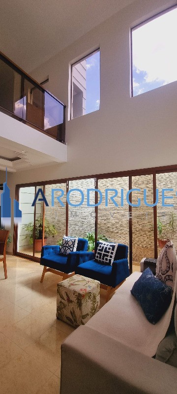 Imperdível Casa à Venda em São Paulo-SP, Chácara Belenzinho: 3 Quartos, 3 Suítes, 3 Salas, 4 Banheiros, 2 Vagas, 180m² de Área