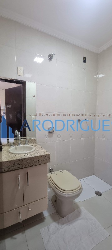 Imperdível Casa à Venda em São Paulo-SP, Chácara Belenzinho: 3 Quartos, 3 Suítes, 3 Salas, 4 Banheiros, 2 Vagas, 180m² de Área