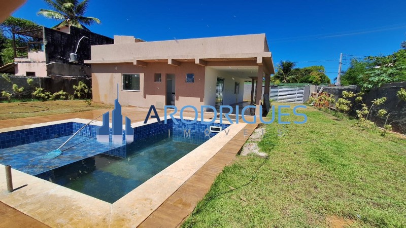 Casa à venda em Itacimirim (Monte Gordo) Direto com Proprietário, com 3 quartos, 3 suítes e 8 vagas de garagem em Camaçari-BA!