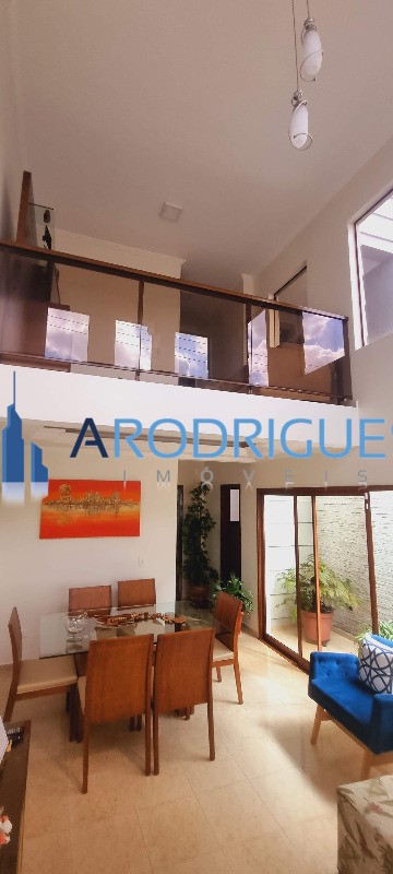 Imperdível Casa à Venda em São Paulo-SP, Chácara Belenzinho: 3 Quartos, 3 Suítes, 3 Salas, 4 Banheiros, 2 Vagas, 180m² de Área