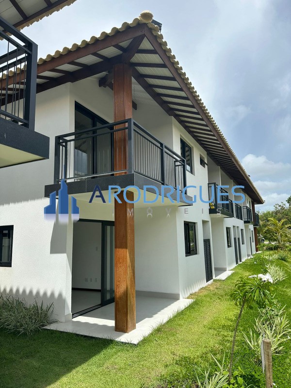 Casa em Condomínio à Venda em Mata de São João-BA, Praia do Forte: 2 Quartos, 2 Suítes, 1 Sala, 1 Vaga de Garagem, 56m².