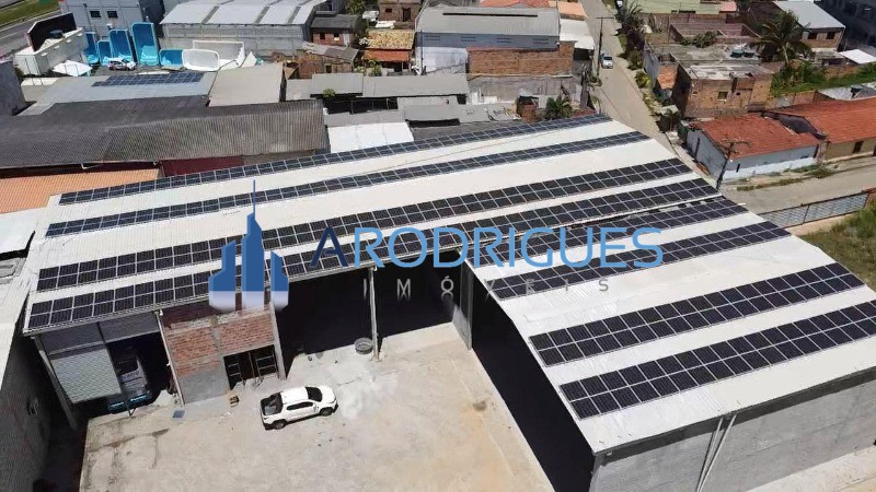 Galpão Industrial em Condomínio de Alto Padrão em Camaçari-BA: 10 salas, 5 banheiros, 15 vagas de garagem, 3.000,00 m² de área.