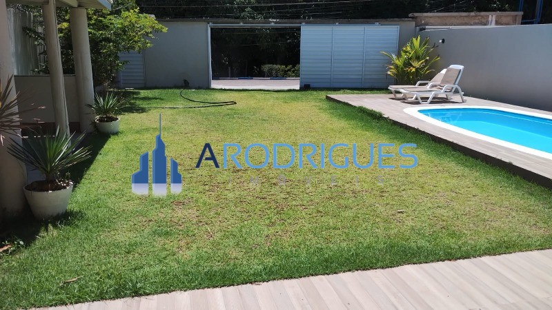 Casa, 5 quartos, 680 m² - Foto 1