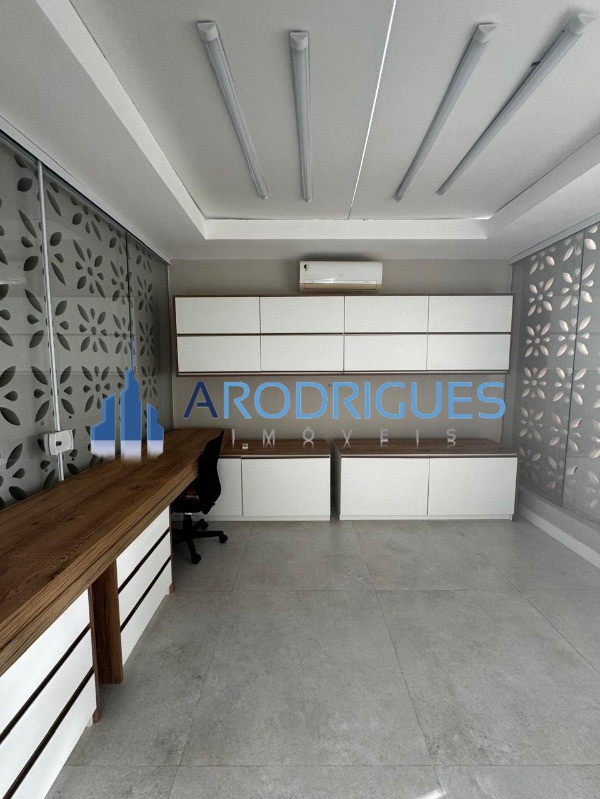Casa, 4 quartos, 370 m² - Foto 44
