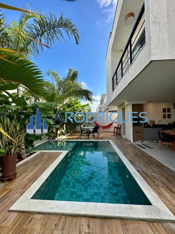 Casa, 4 quartos, 270 m² - Foto 13