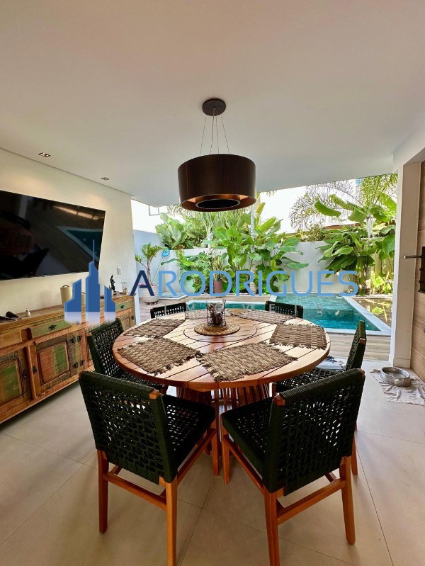 Casa, 4 quartos, 270 m² - Foto 20