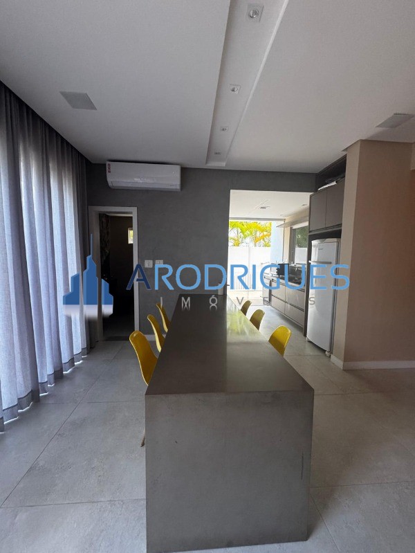 Casa, 4 quartos, 370 m² - Foto 35