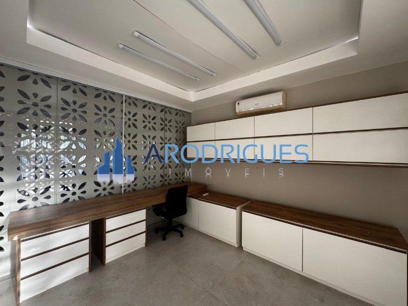 Casa, 4 quartos, 370 m² - Foto 43