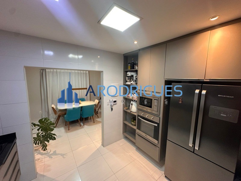 Casa, 4 quartos, 250 m² - Foto 5