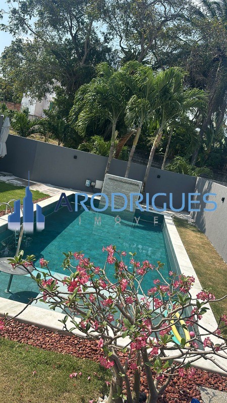 Casa, 4 quartos, 250 m² - Foto 8