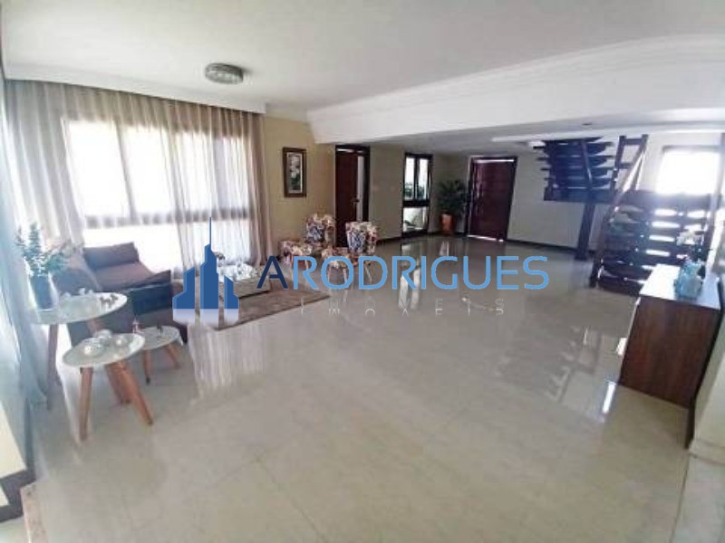 Casa, 5 quartos, 840 m² - Foto 1