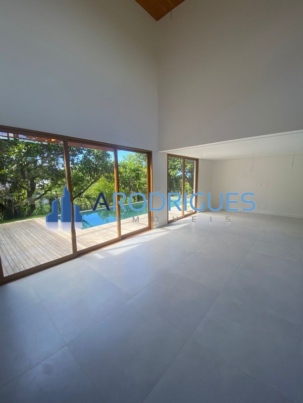 Casa, 4 quartos, 450 m² - Foto 1