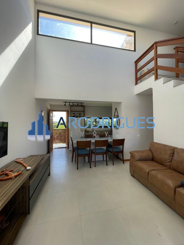 Casa, 4 quartos, 94 m² - Foto 1