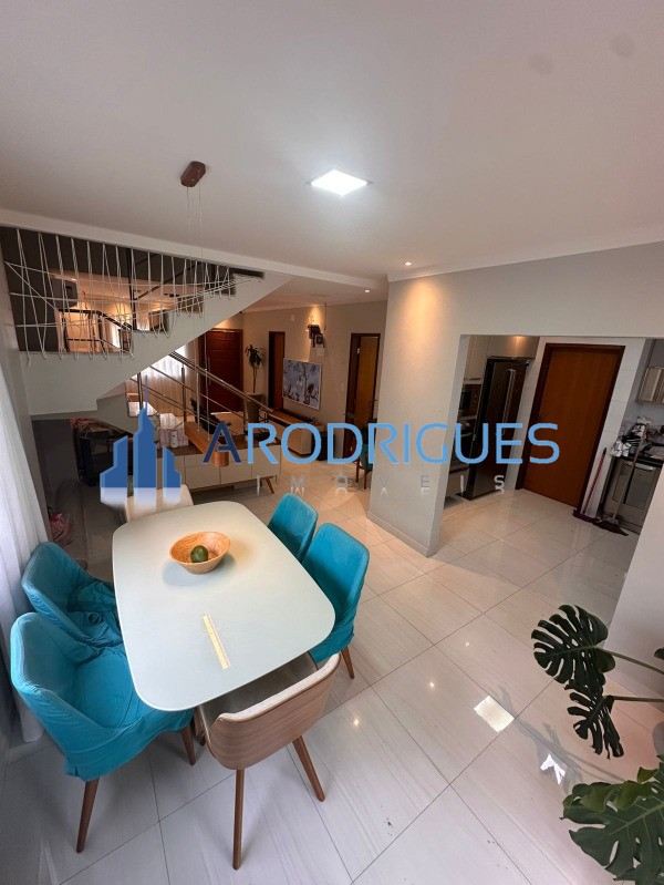 Casa, 4 quartos, 250 m² - Foto 15