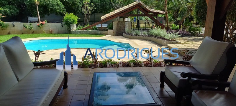 Casa, 5 quartos, 450 m² - Foto 1