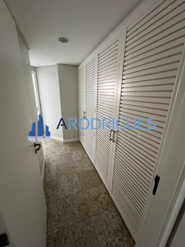Apartamento, 4 quartos, 281 m² - Foto 12