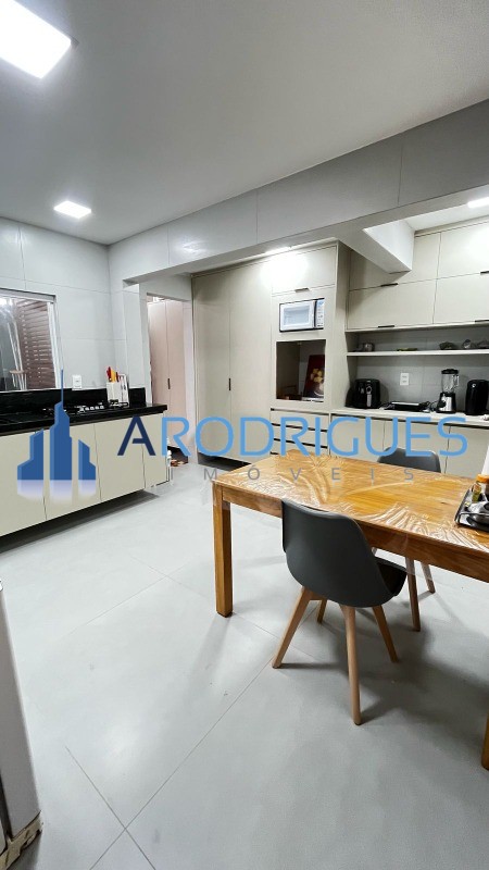 Casa, 4 quartos, 175 m² - Foto 17