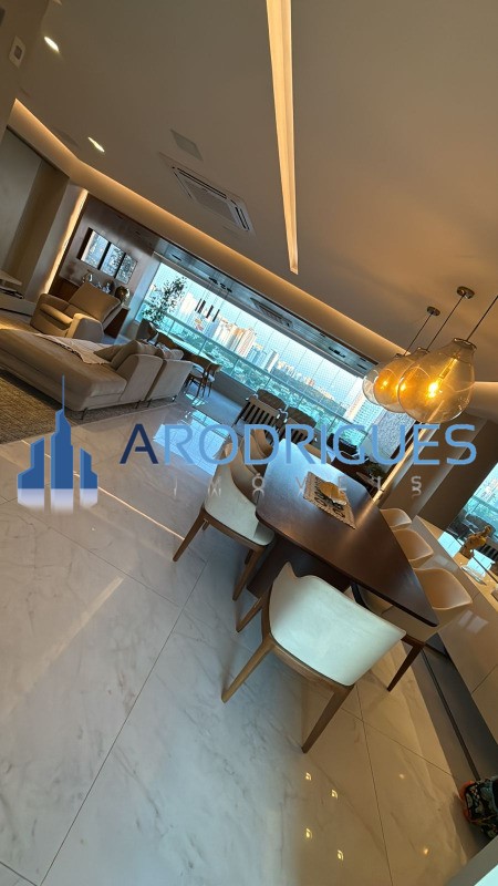 Apartamento, 5 quartos, 204 m² - Foto 1