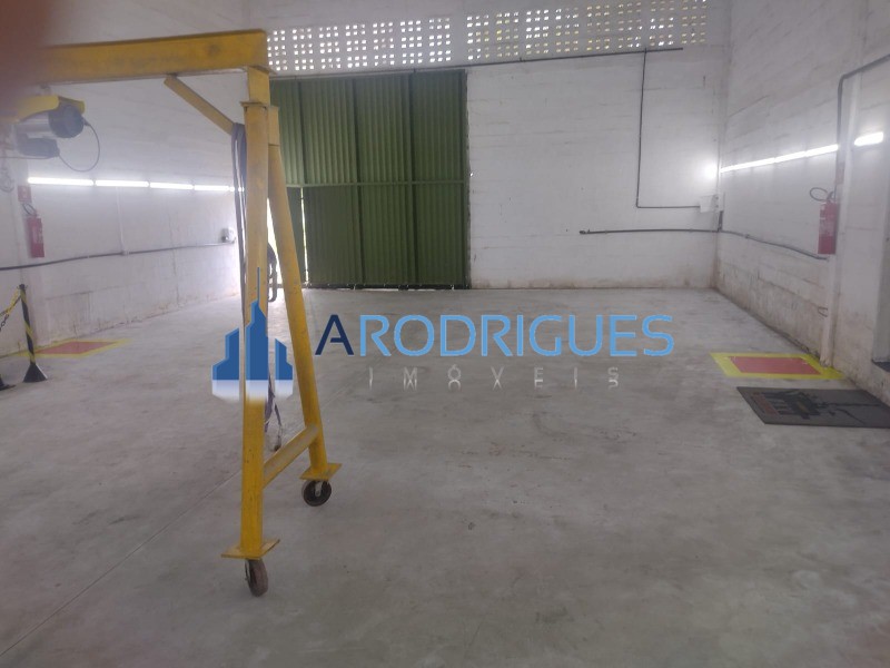 Depósito-Galpão, 250 m² - Foto 1