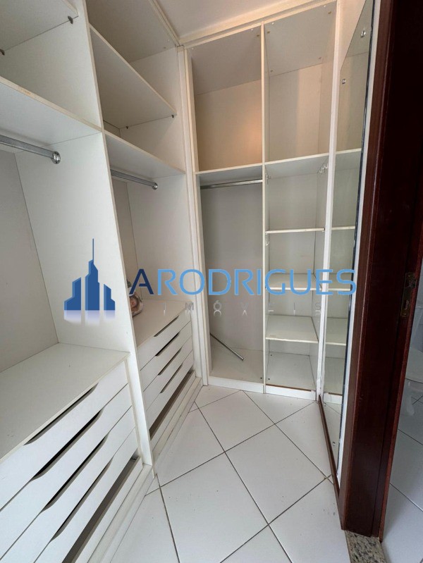 Casa, 4 quartos, 230 m² - Foto 11