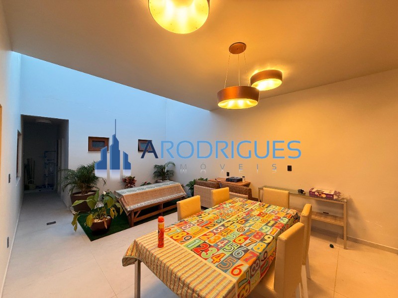 Casa, 4 quartos, 300 m² - Foto 9