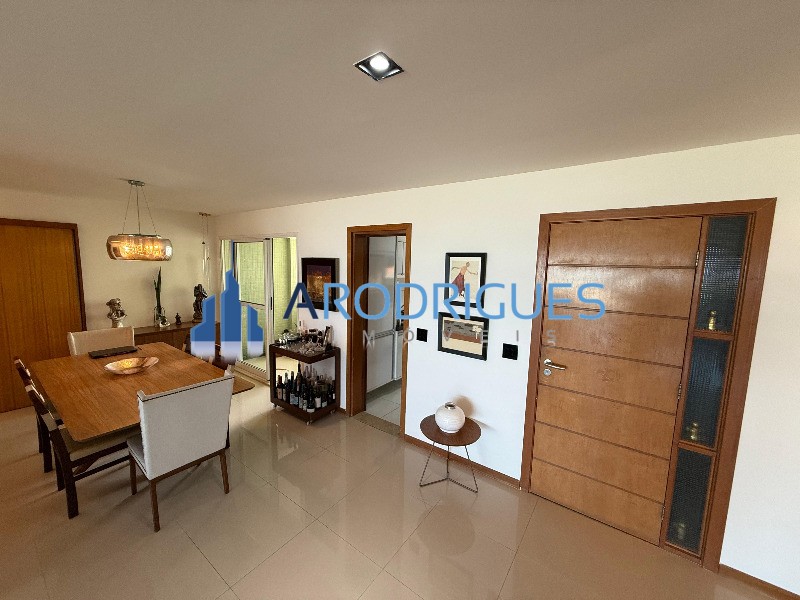 Apartamento, 4 quartos, 214 m² - Foto 2