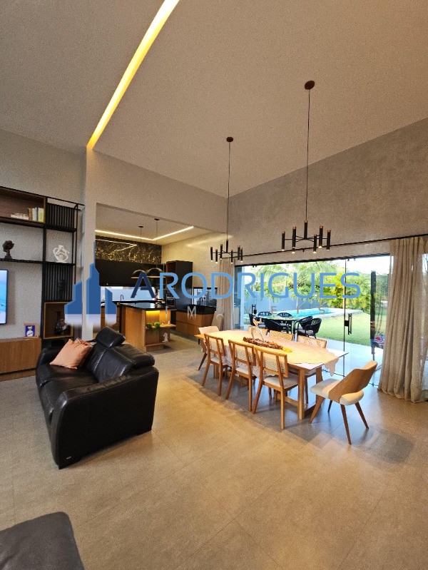 Casa, 3 quartos, 1052 m² - Foto 7