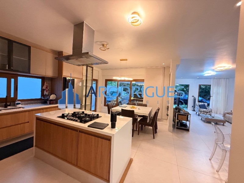 Casa, 4 quartos, 300 m² - Foto 16