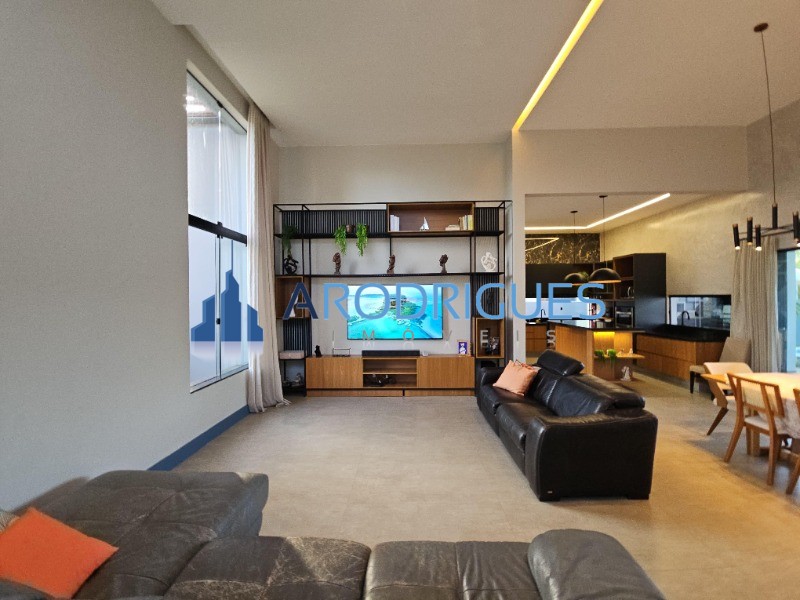 Casa, 3 quartos, 1052 m² - Foto 5