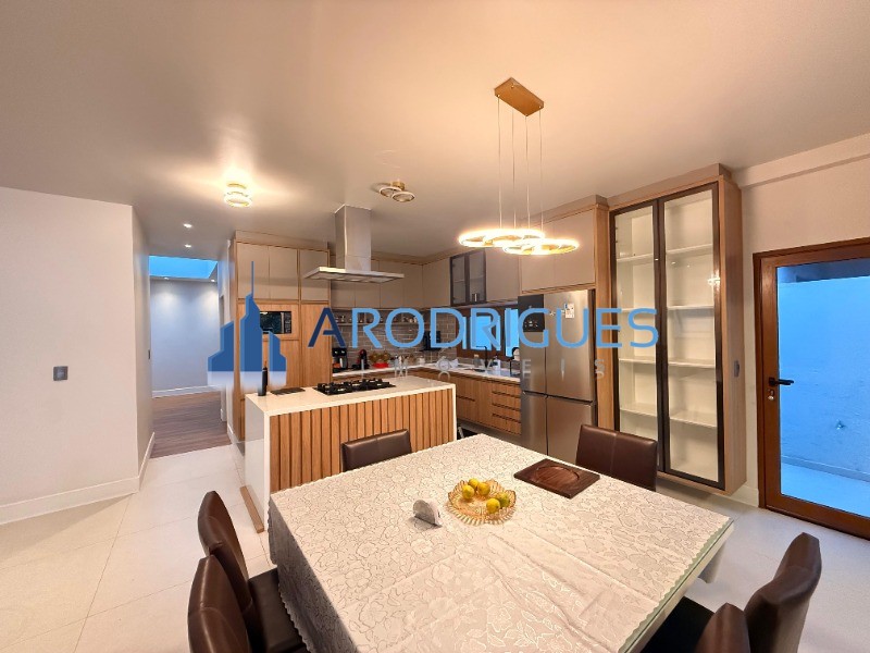 Casa, 4 quartos, 300 m² - Foto 14