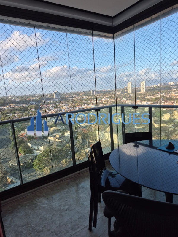 Apartamento, 3 quartos, 242 m² - Foto 1