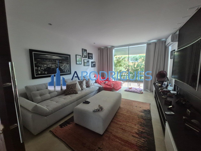 Casa, 6 quartos, 480 m² - Foto 1