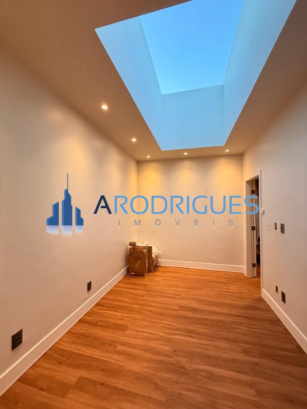 Casa, 4 quartos, 300 m² - Foto 11