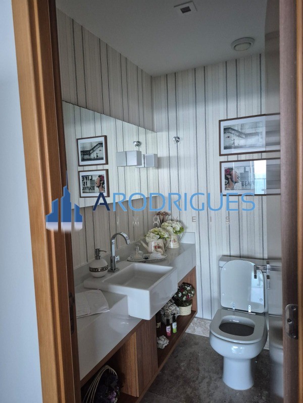 Apartamento, 3 quartos, 242 m² - Foto 11