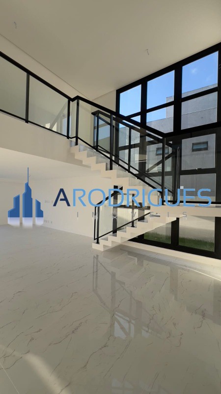 Casa, 4 quartos, 280 m² - Foto 3