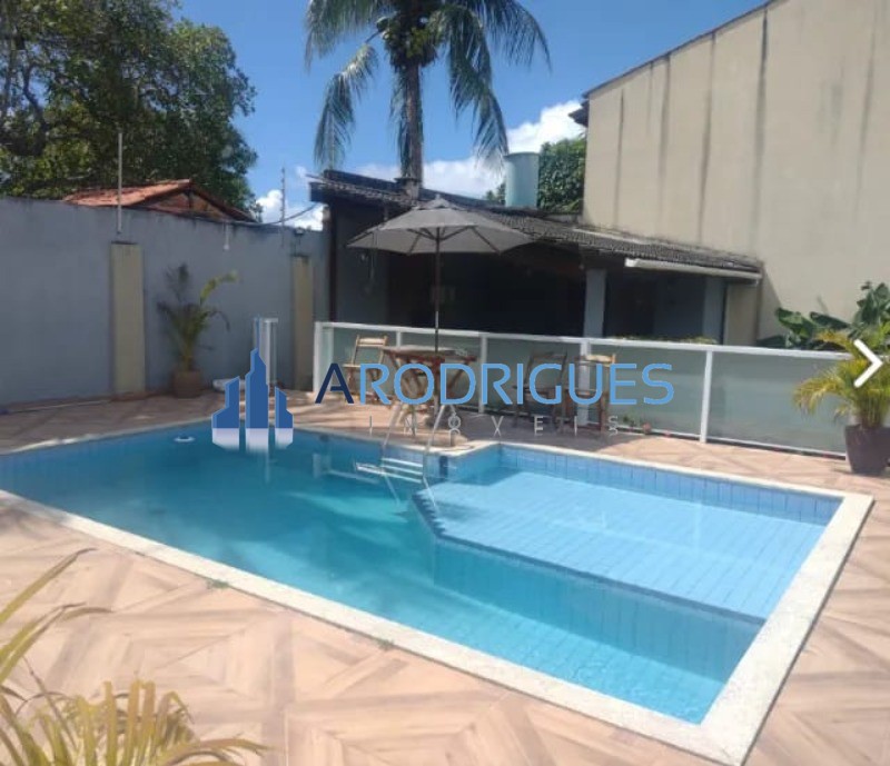 Casa, 4 quartos, 180 m² - Foto 1