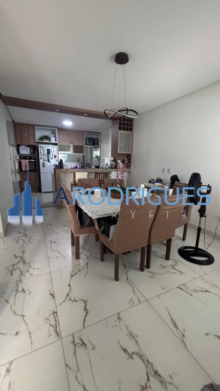 Casa, 4 quartos, 200 m² - Foto 4