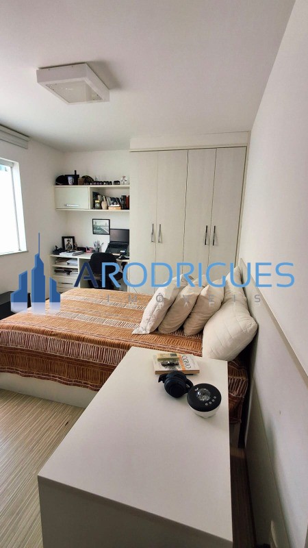 Casa, 4 quartos, 300 m² - Foto 31