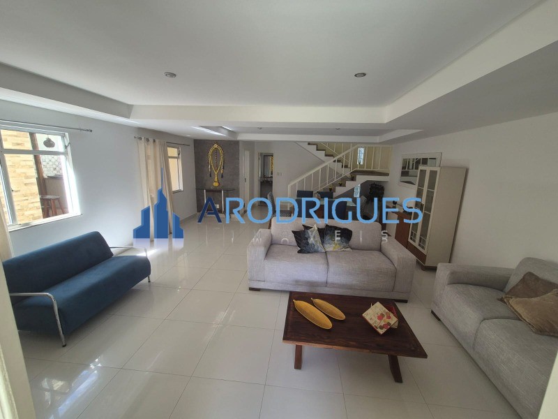 Casa, 5 quartos, 110 m² - Foto 2