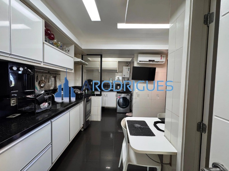 Apartamento, 3 quartos, 226 m² - Foto 10