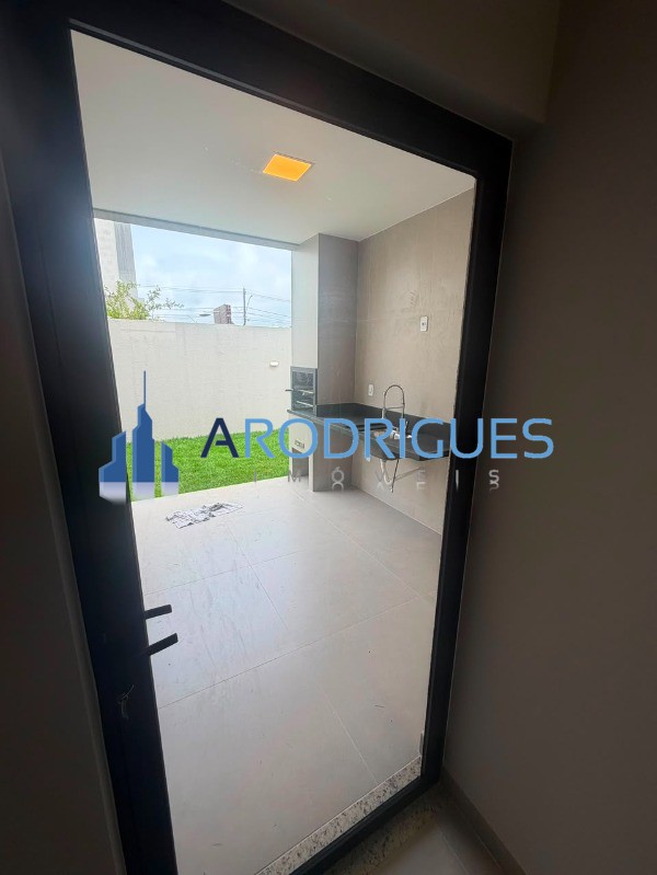 Casa, 3 quartos, 277 m² - Foto 8